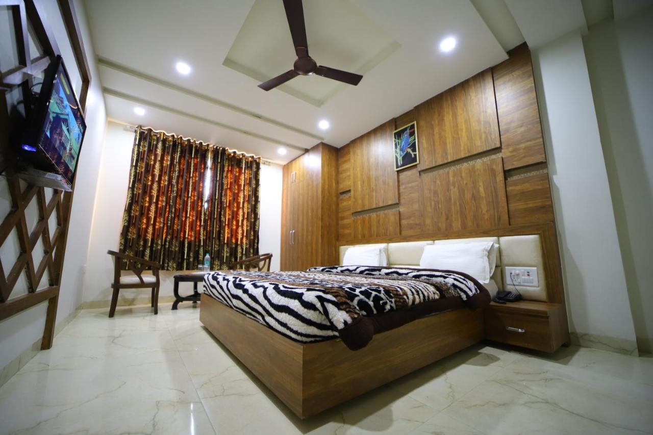 Hotel Royal Phoenix Agra  Exterior foto
