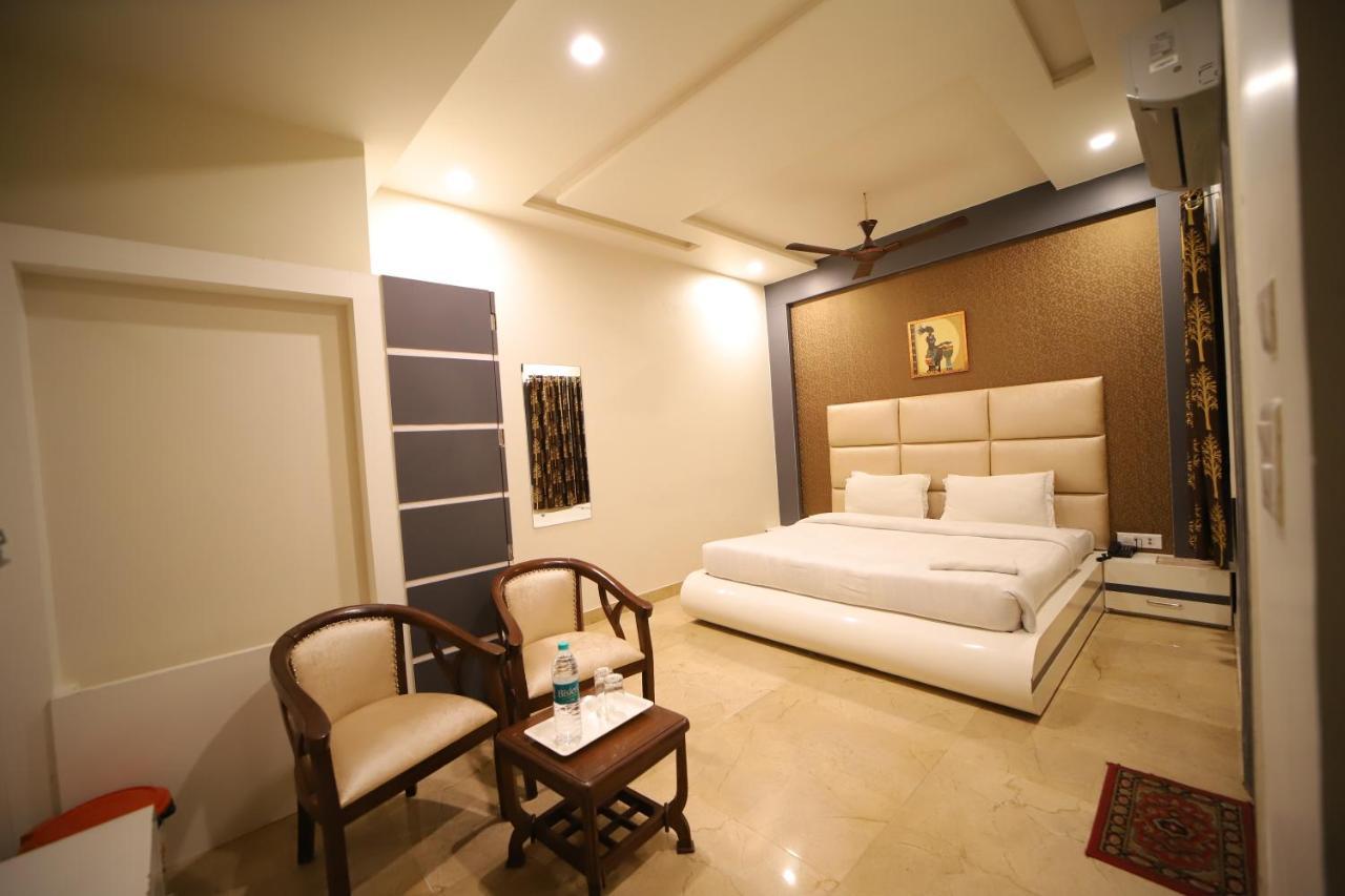 Hotel Royal Phoenix Agra  Exterior foto